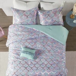 Mi Zone Mermaid Reversible Comforter Set